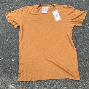BNWT Jungmaven Jung Tee in Coyote sz L